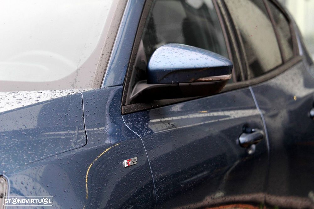 Ford Focus 1.0 EcoBoost MHEV ST-Line - 4