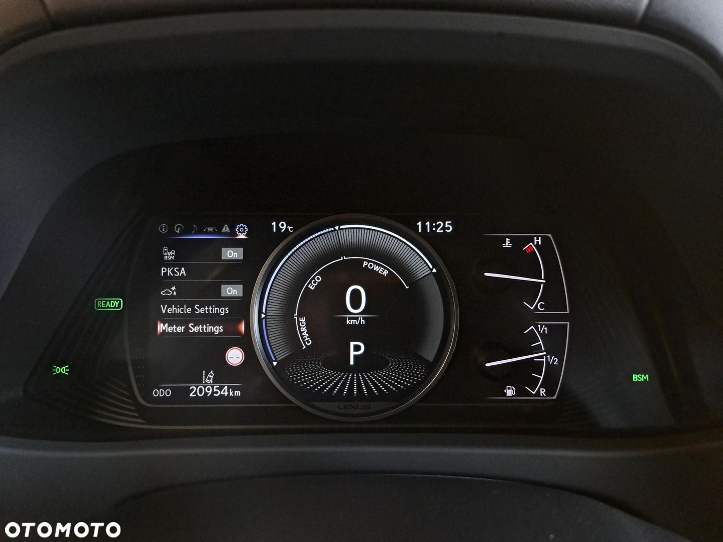 Lexus UX 250h GPF F Sport Design 2WD - 32