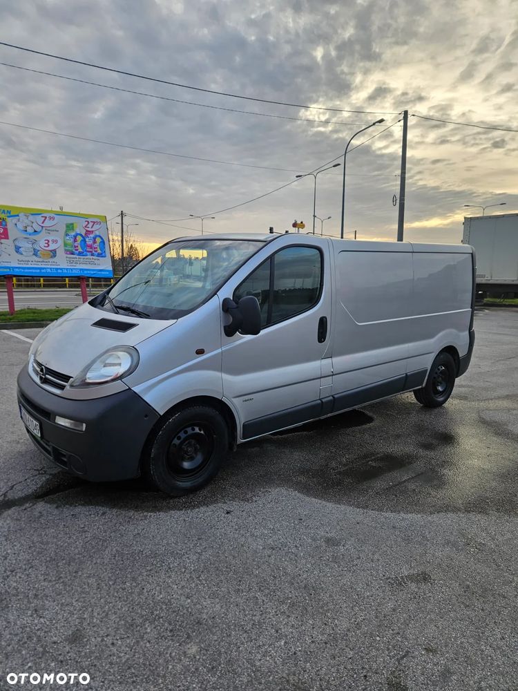Opel Vivaro - 2