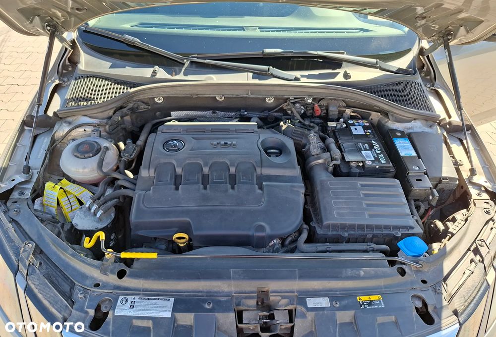 Skoda Octavia ver-1-6-tdi-ambition - 12