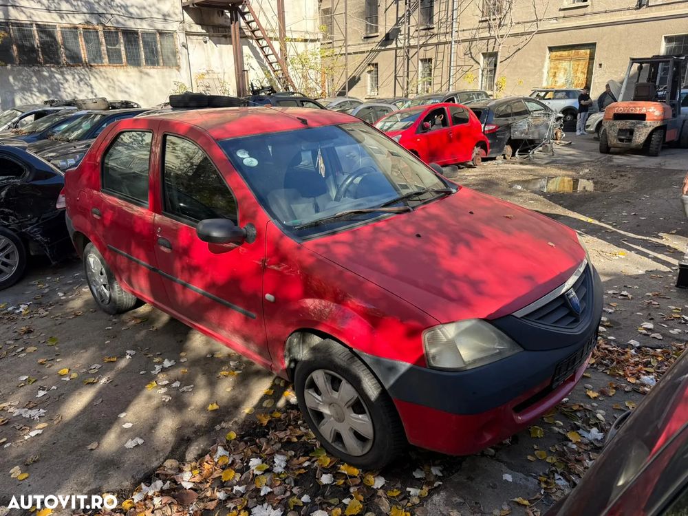 Dezmembrez Dacia Logan 1 rosu 1,4 MPI 2007 - 7