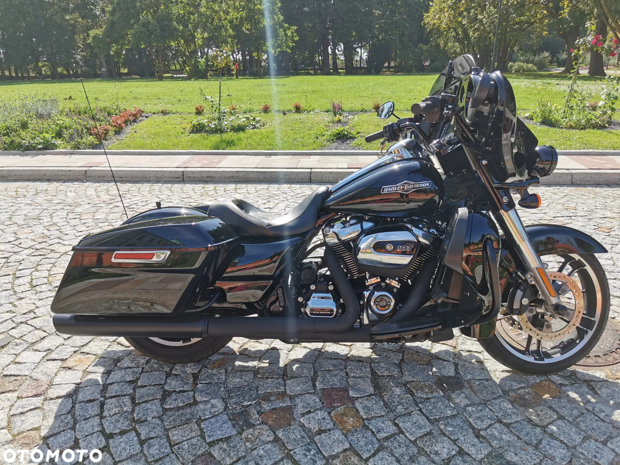 Harley-Davidson FLHXS Special - 14