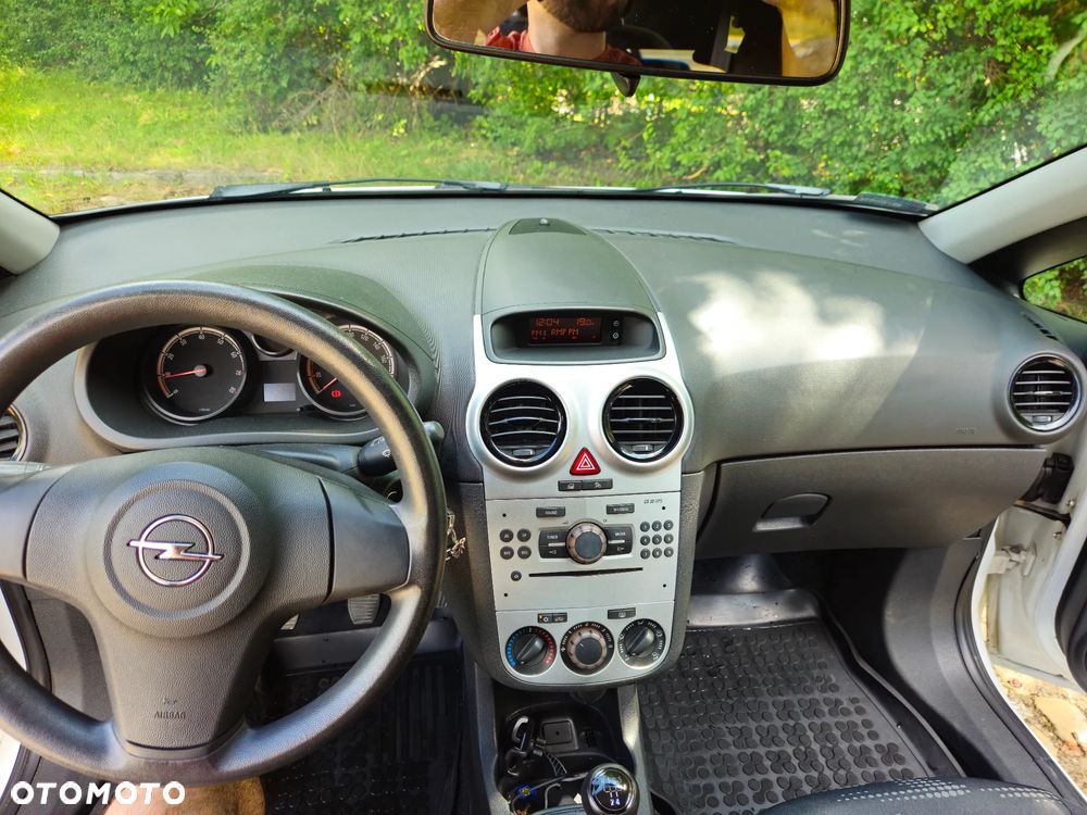 Opel Corsa - 11