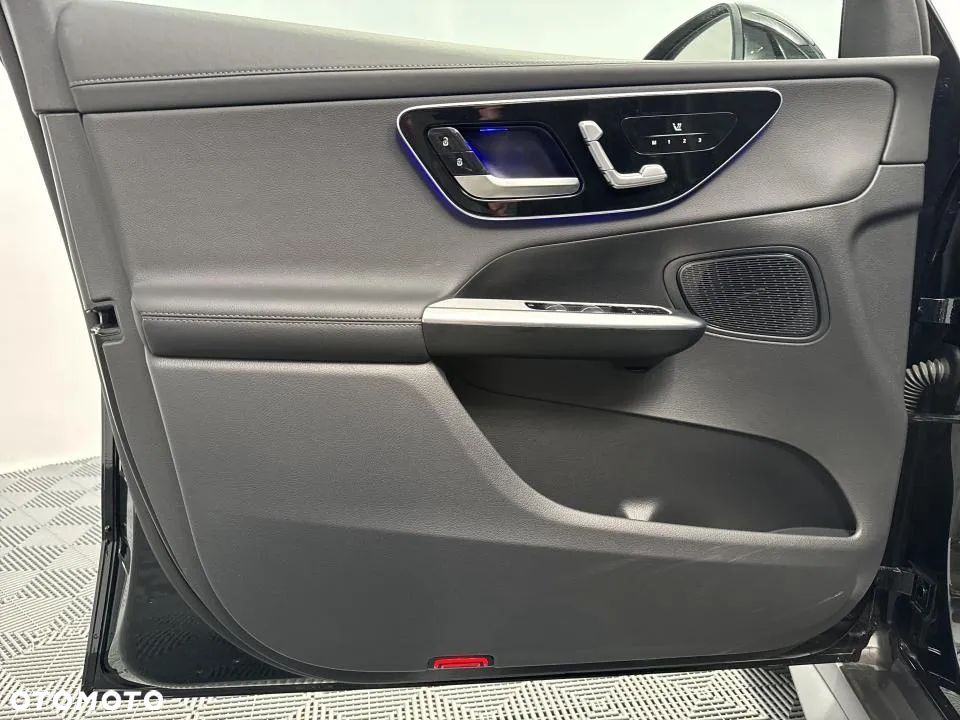 Mercedes-Benz GLC - 10