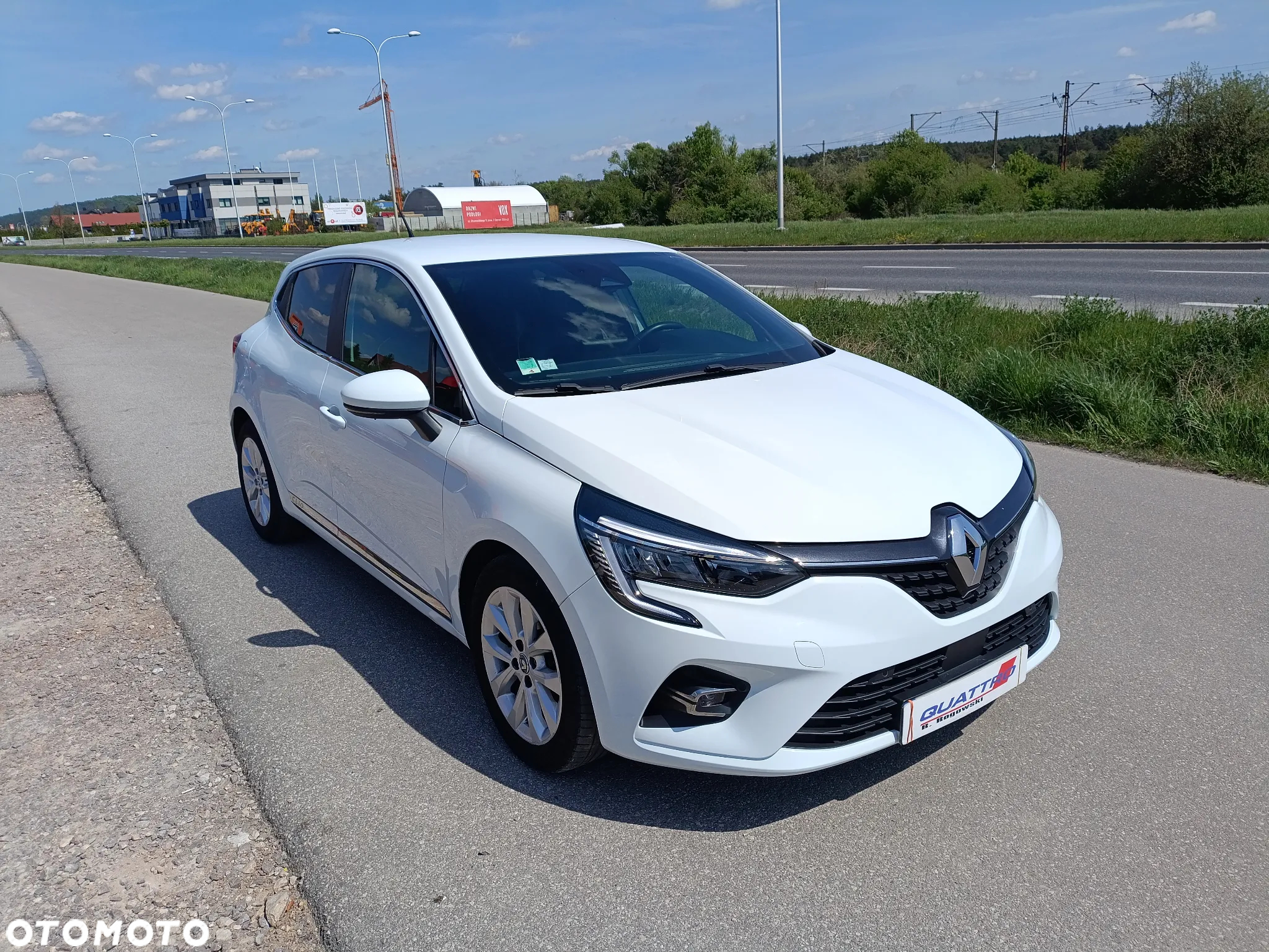 Renault Clio TCe 100 BUSINESS EDITION - 2
