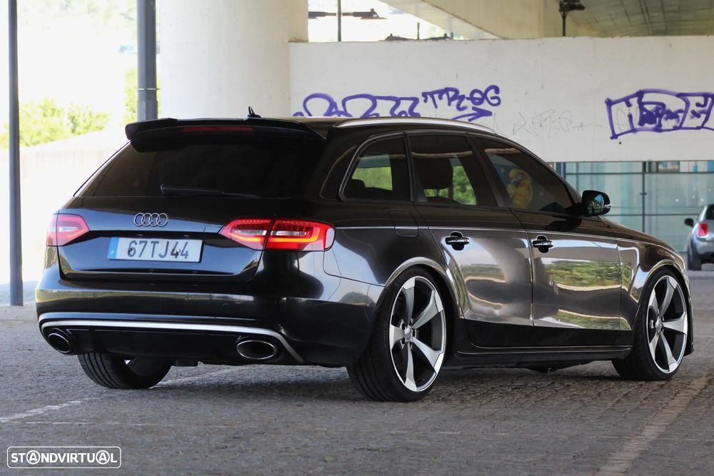 Audi A4 Avant 2.0 TDI DPF S line Sport Pack - 13