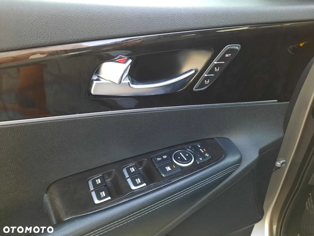 Kia Sorento - 15