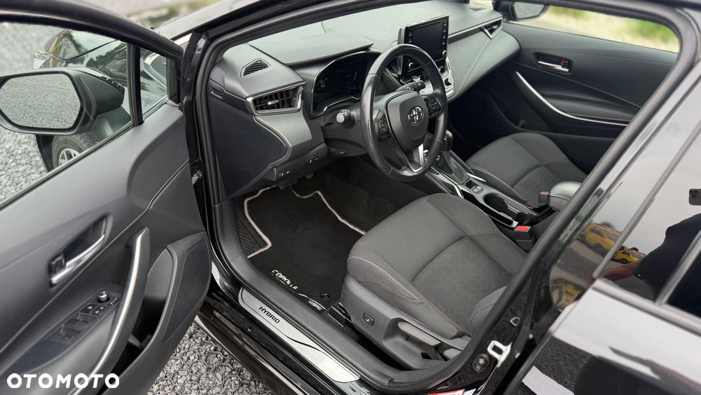 Toyota Corolla - 13