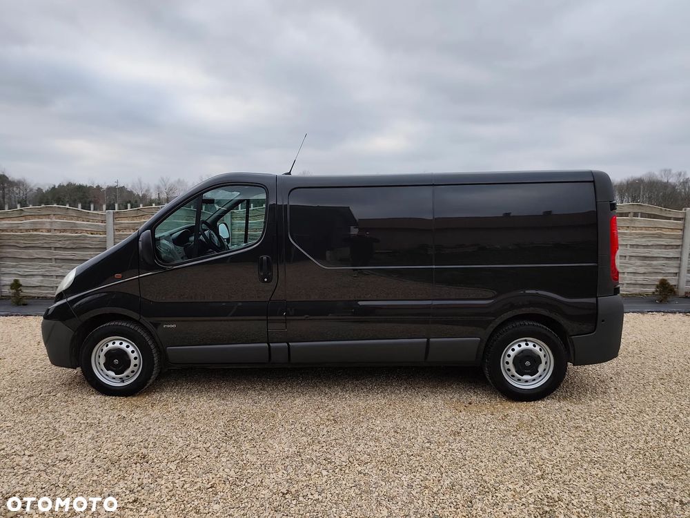 Opel Vivaro - 2