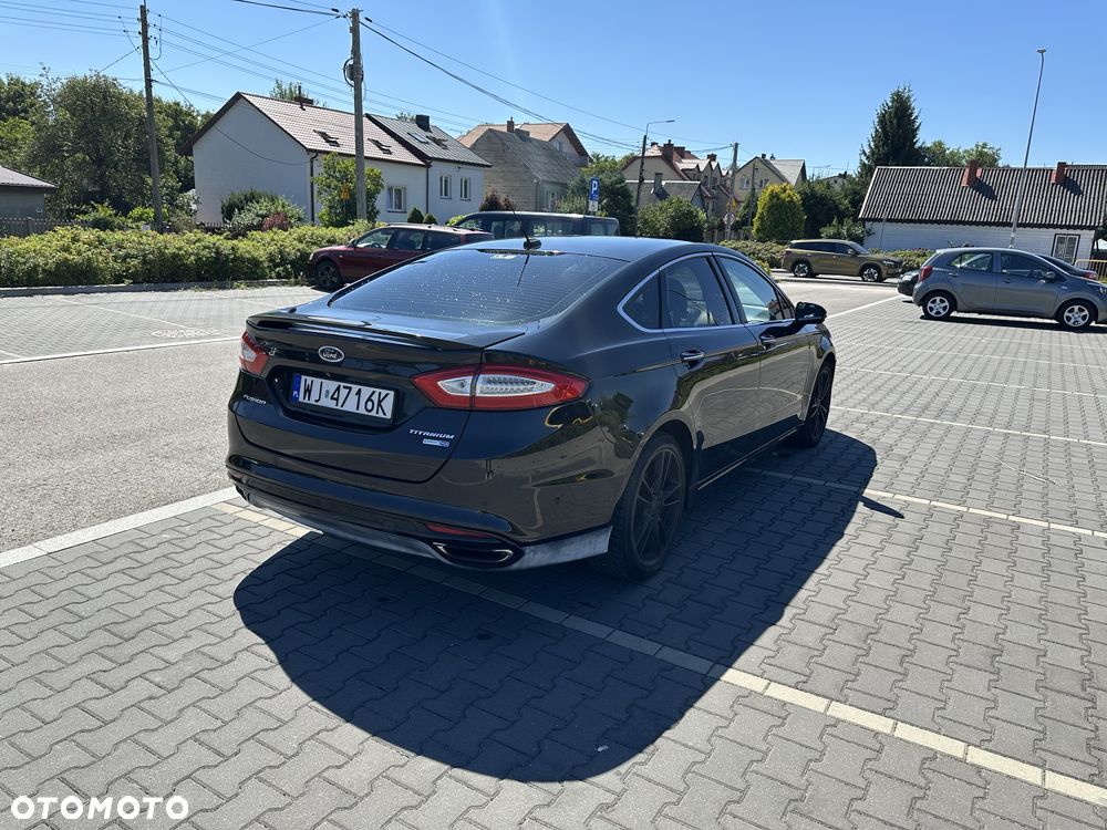 Ford Fusion - 2
