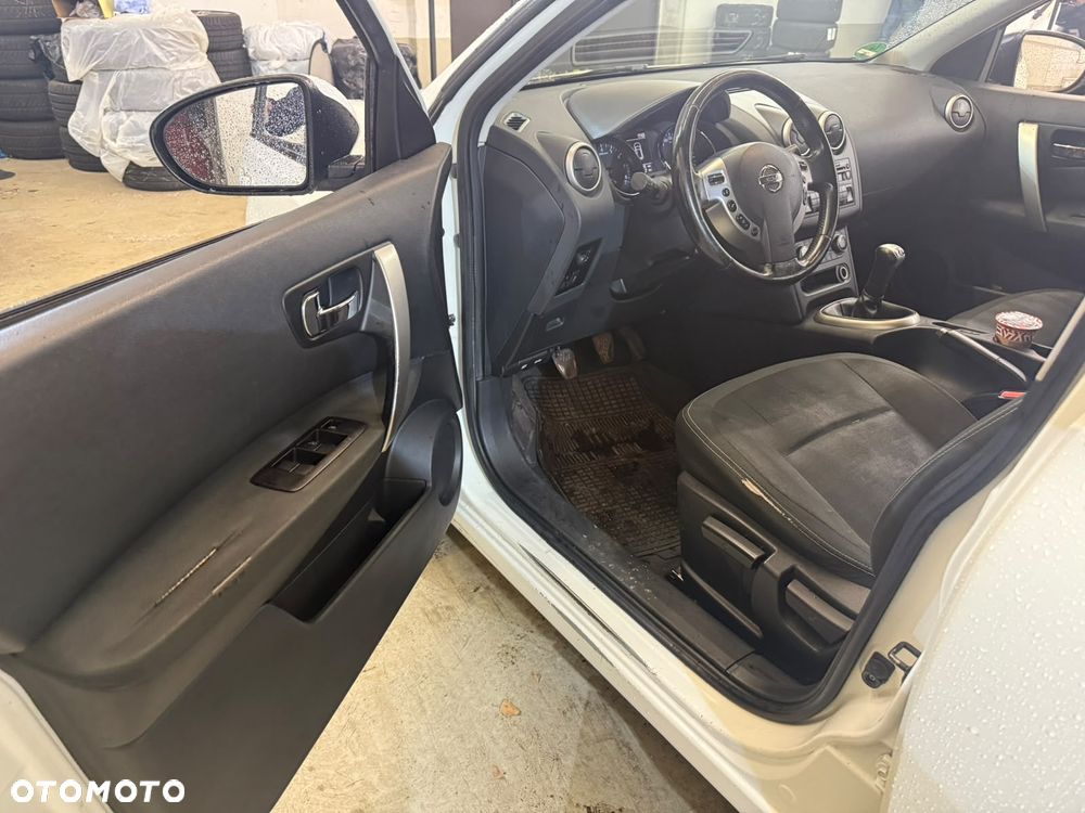 Nissan Qashqai 1.3 DIG-T Tekna DCT - 32