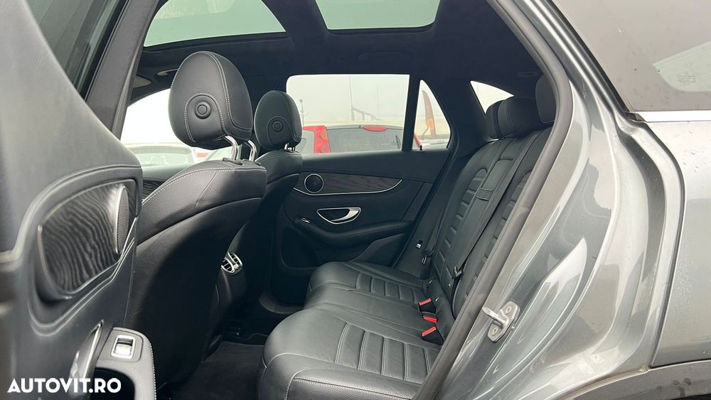 Mercedes-Benz GLC - 25