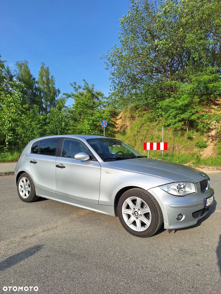 BMW Seria 1 - 22