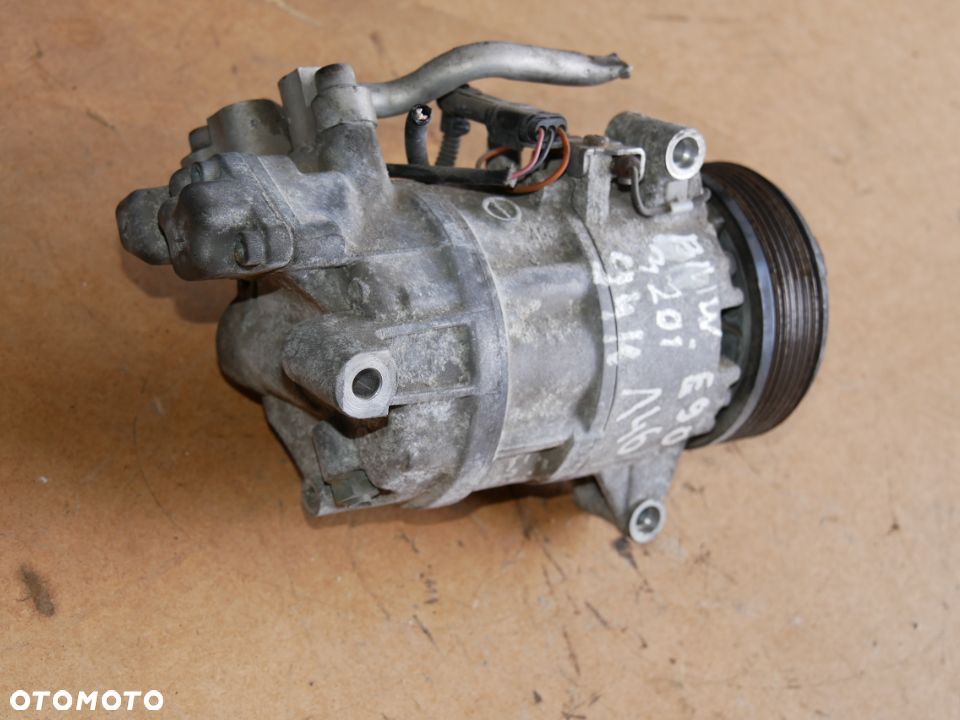 SPRĘŻARKA KLIMATYZACJI BMW E90 320I 10' 9182794-02 - 2