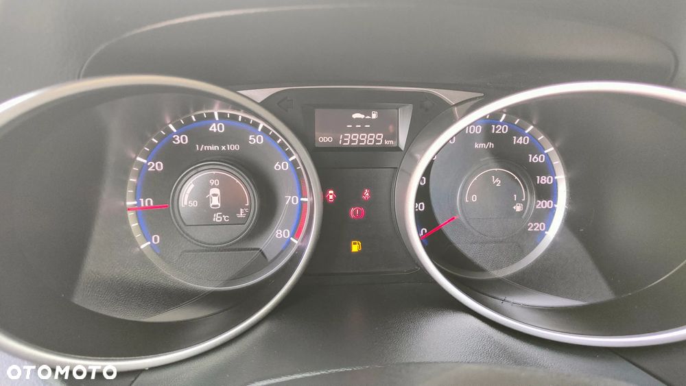 Hyundai ix35 blue 1.6 2WD Finale Gold - 25