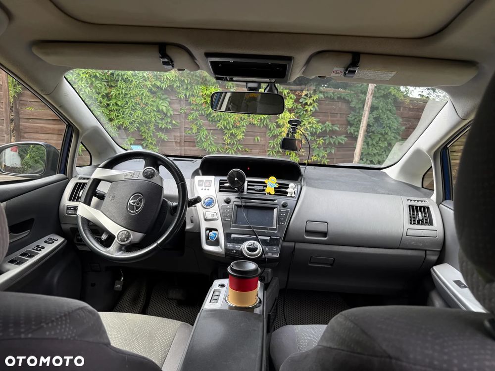 Toyota Prius+ Hybrid 135 Premium - 14