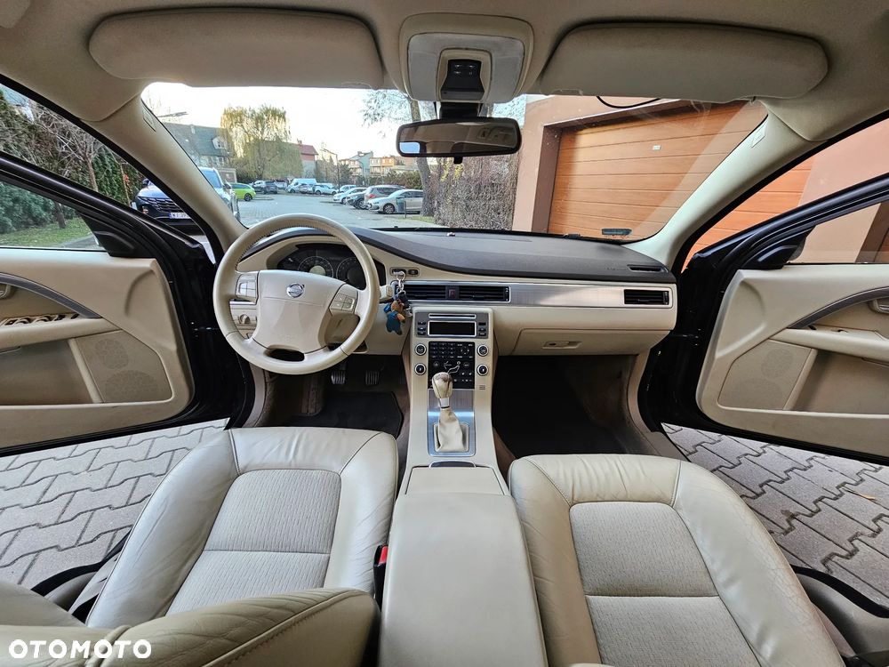 Volvo V70 2.0 Summum - 8
