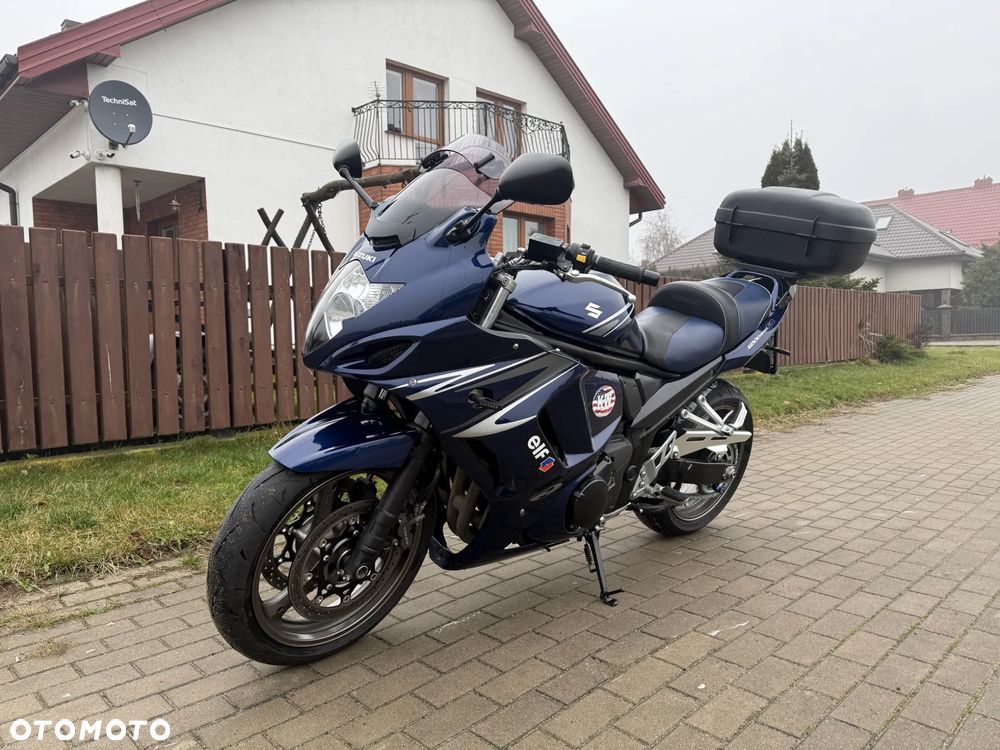 Suzuki GSX - 5
