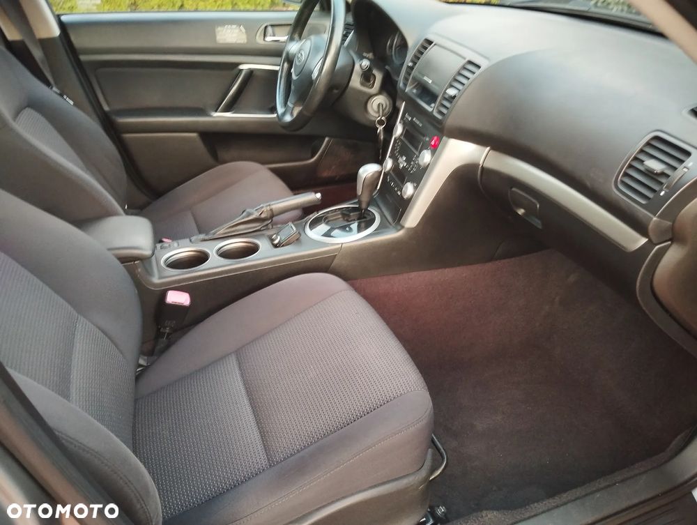 Subaru Outback - 14