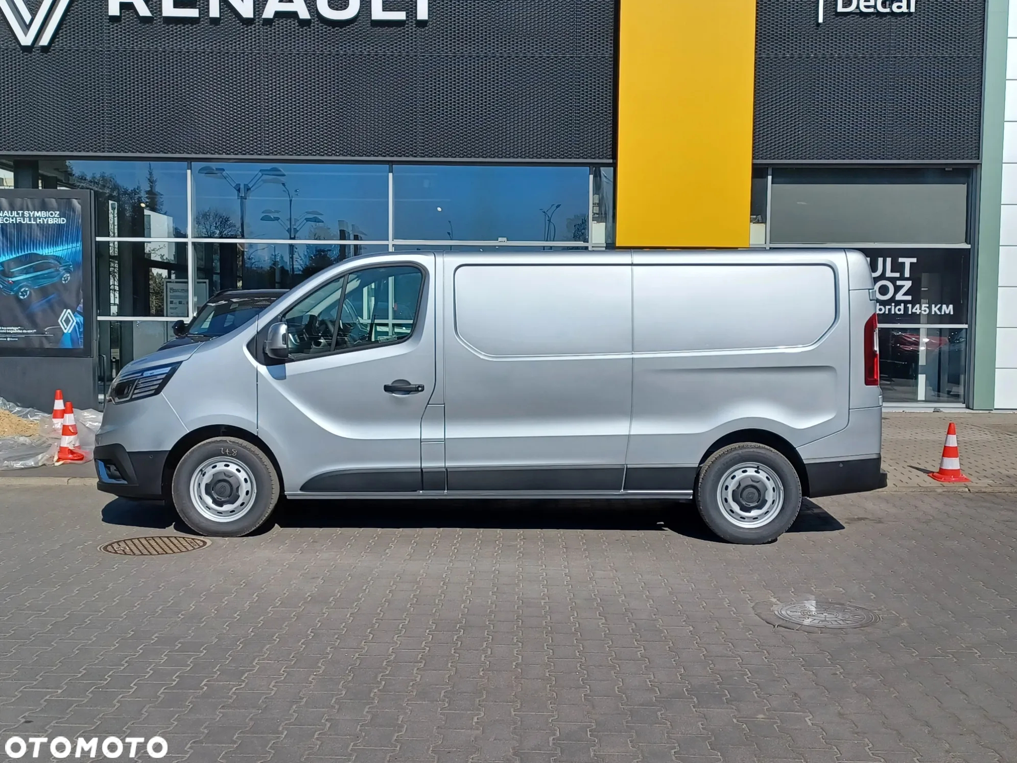Renault TRAFIC automat 9-biegowy - 6