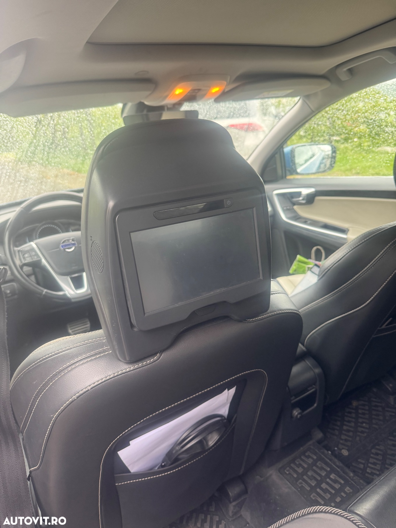 Volvo XC 60 D5 AWD Geartronic RDesign - 8