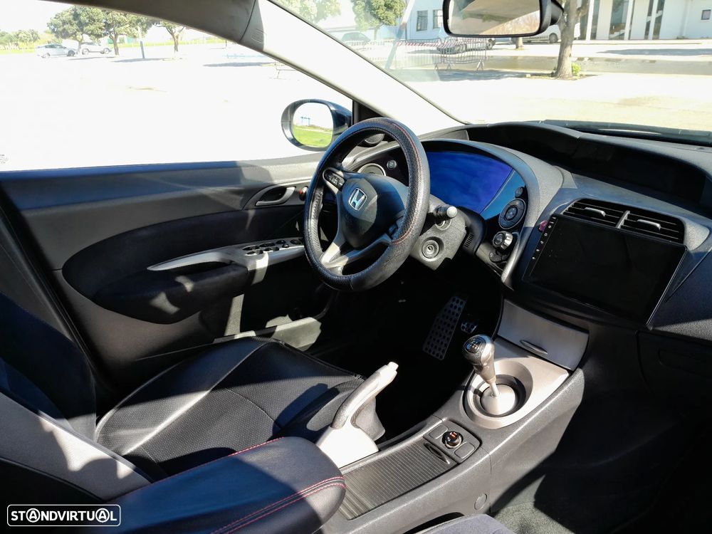 Honda Civic 1.4 Sport - 33