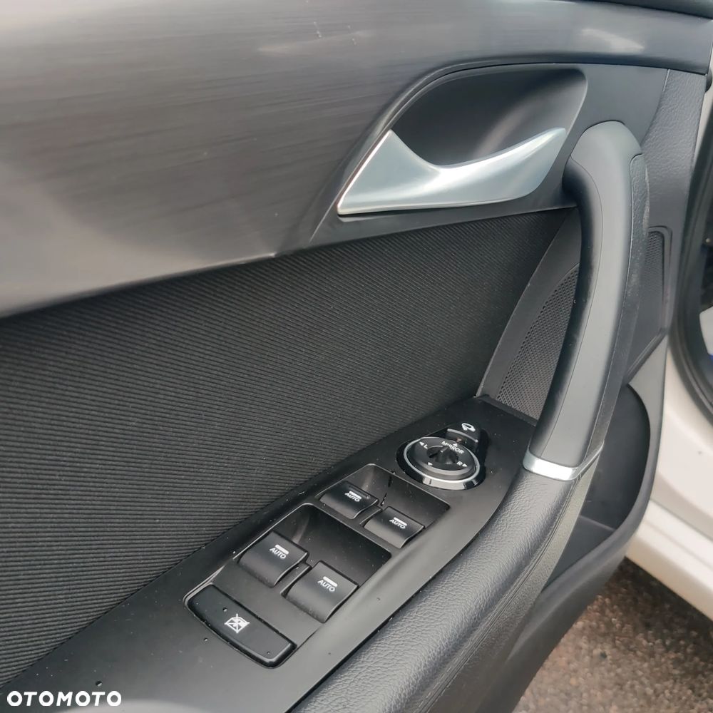 Hyundai i40 1.7 CRDi Comfort - 37