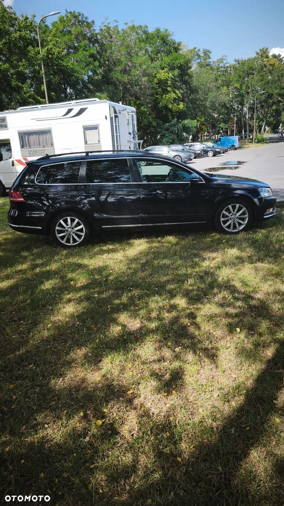 Volkswagen Passat 2.0 TDI DPF BlueMotion Technology Trendline - 2