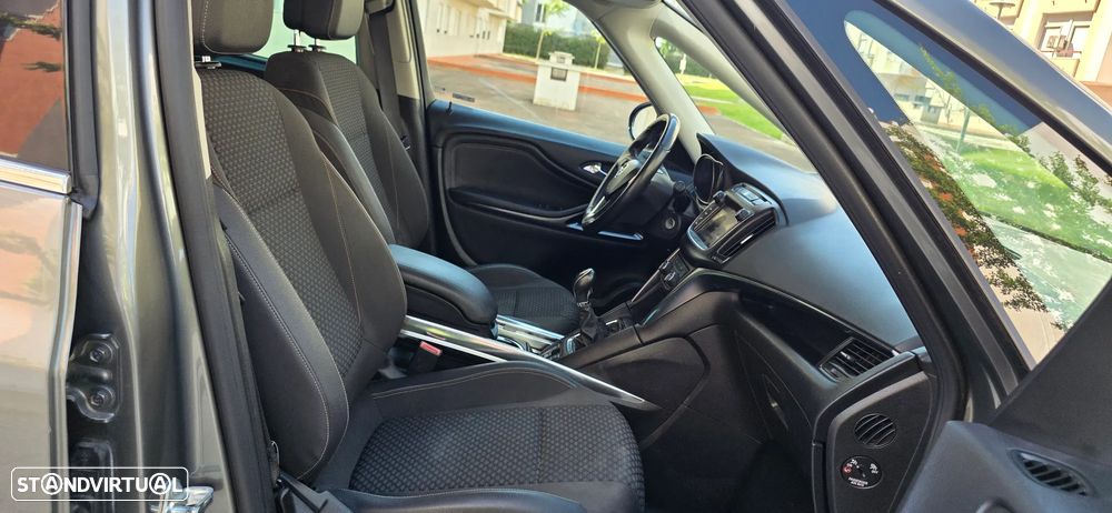 Opel Zafira - 13