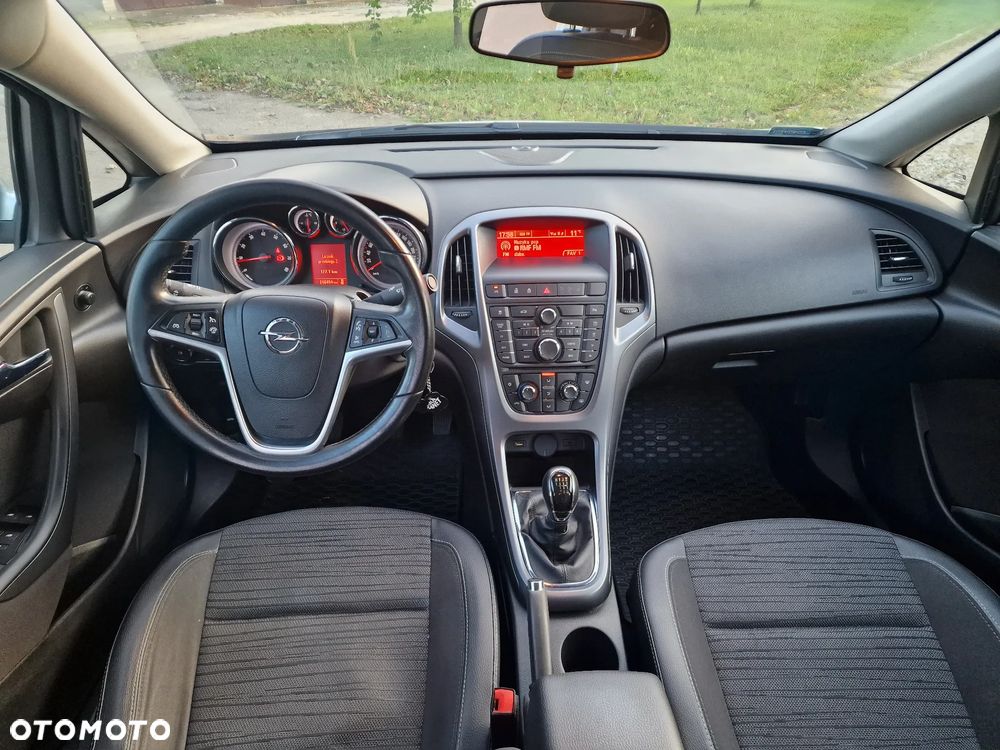 Opel Astra IV 1.4 T Active EU6 - 10
