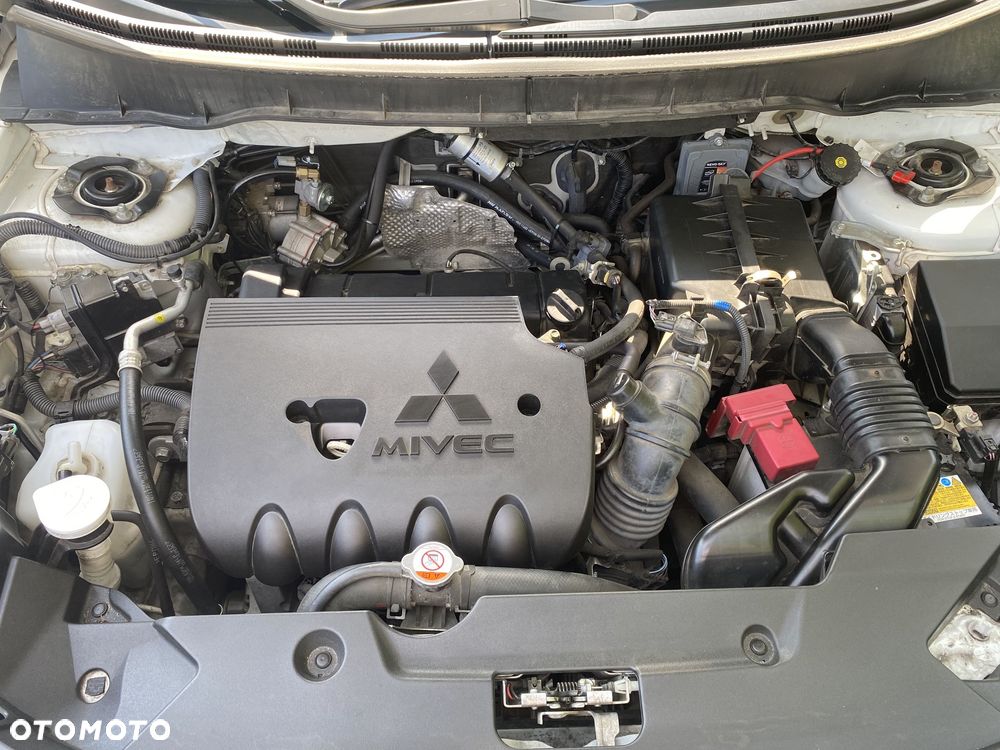 Mitsubishi ASX 2.0 Inform - 15