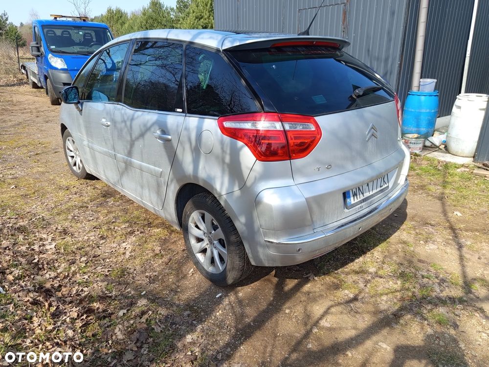 Citroën C4 2.0 HDi FAP Exclusive - 8