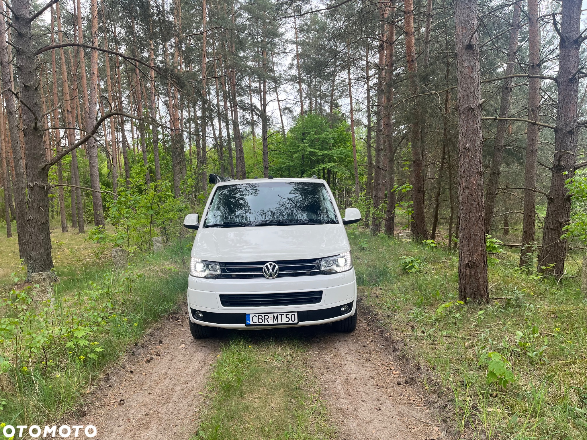 Volkswagen Multivan - 12