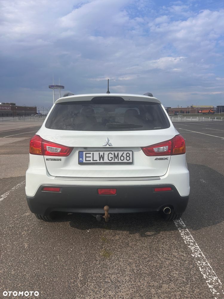 Mitsubishi ASX 1.8 DID Invite 4WD AS&G - 2