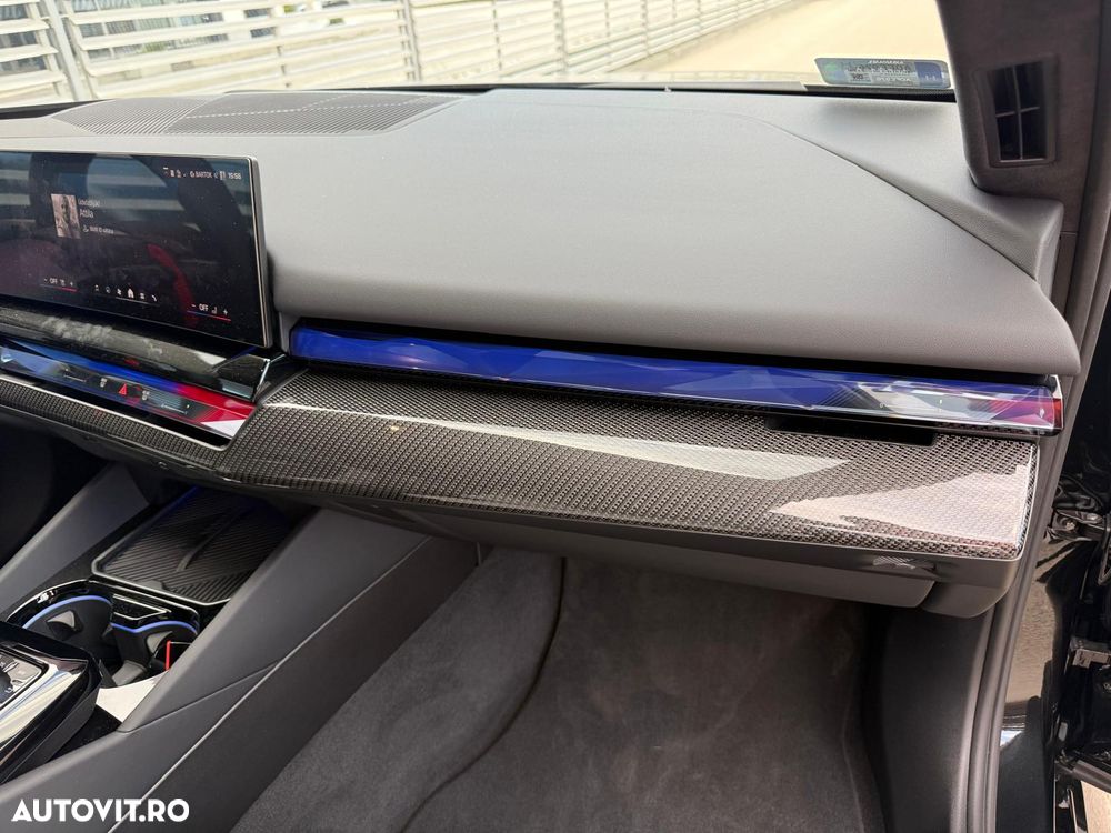 BMW M5 xDrive AT PHEV - 15