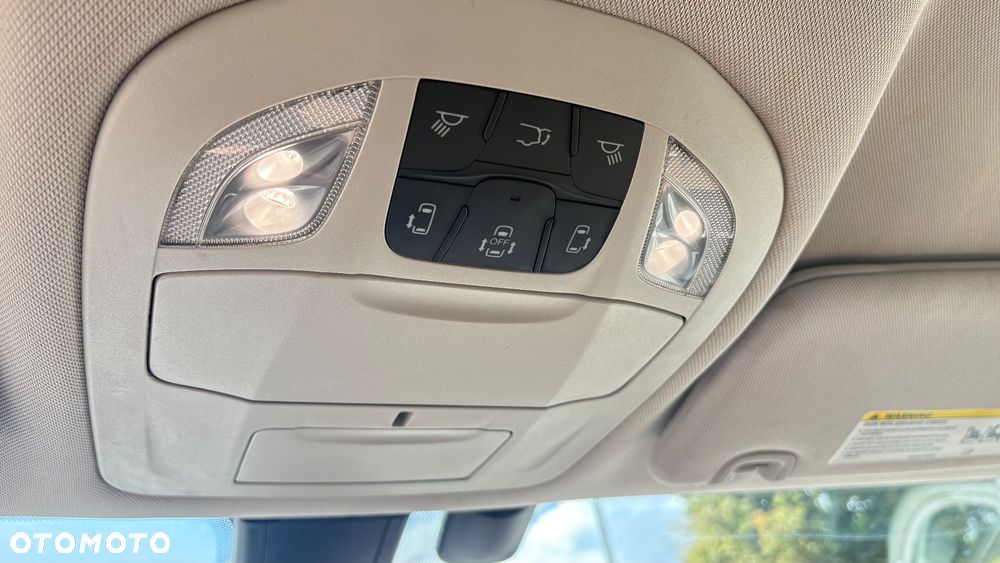 Chrysler Pacifica - 19