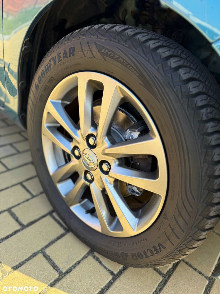 Toyota Yaris 1.33 VVT-i Edition 2014 - 13