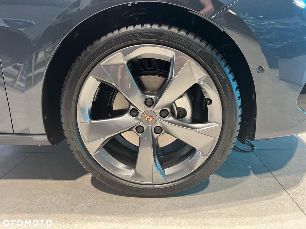 Cupra Leon 1.5 eTSI DSG - 6