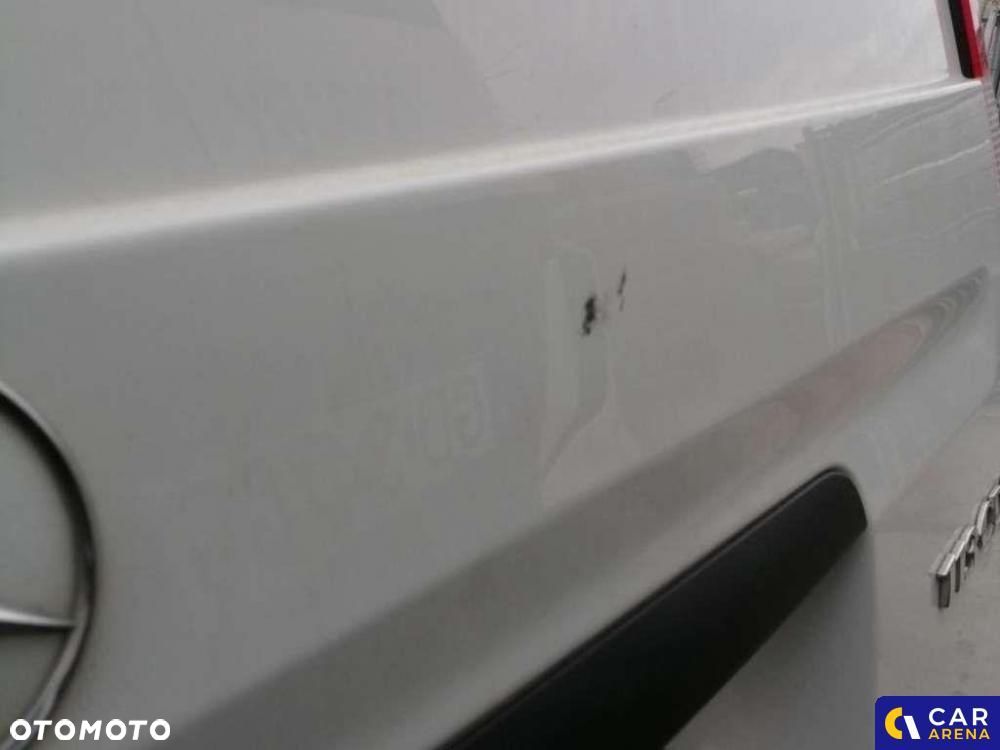 Mercedes-Benz Vito - 22