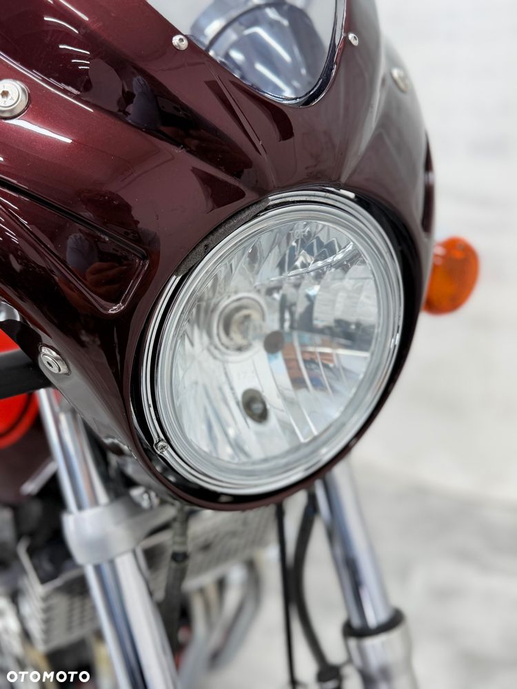 Kawasaki Zephyr - 8