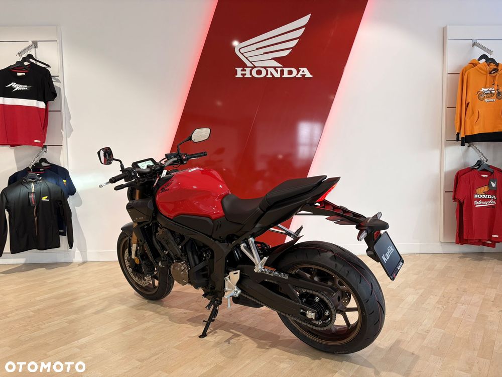 Honda CB - 4