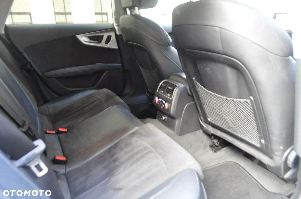 Audi A7 Sportback 3.0 TDI ultra S tronic - 17