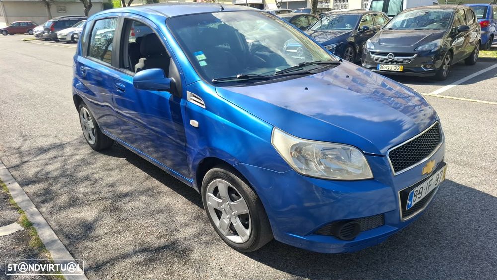 Chevrolet Aveo ver-1-2-16v-confort - 1