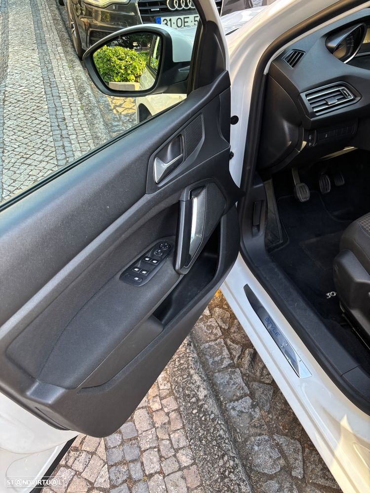 Peugeot 308 SW - 19