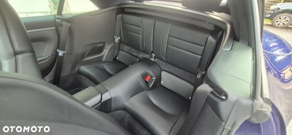 Porsche 911 Carrera 4S - 39