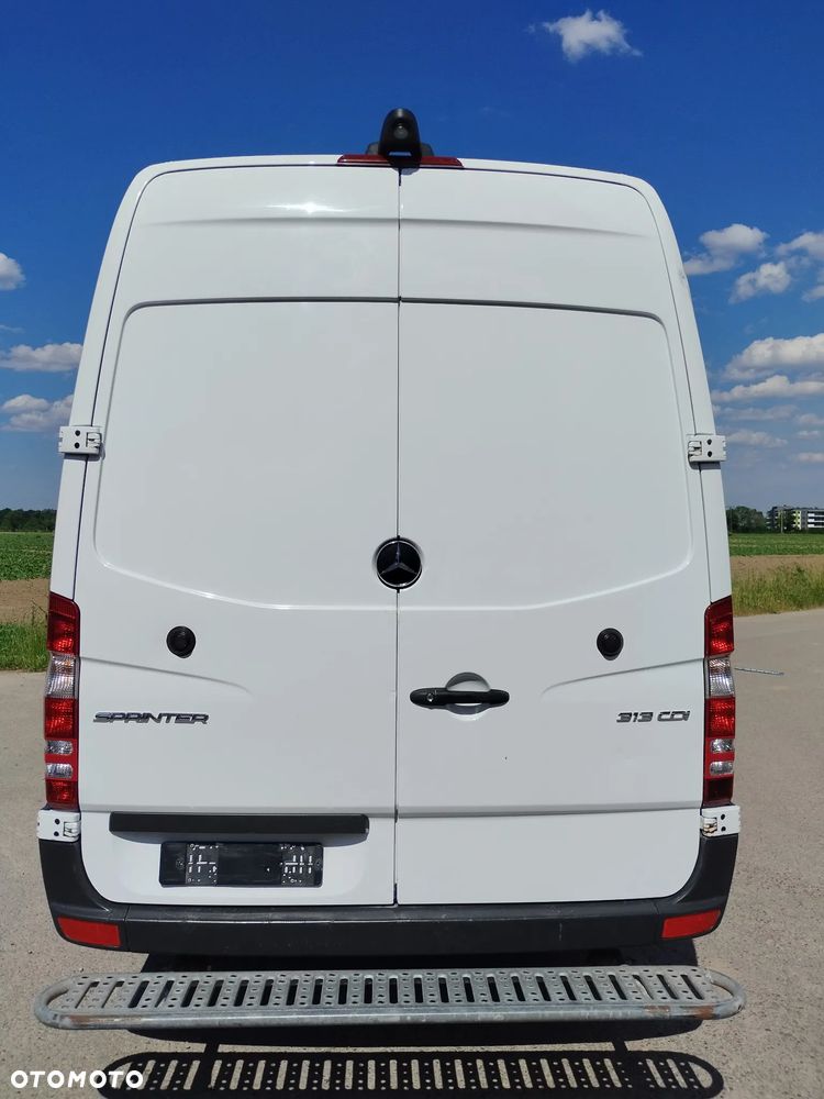 Mercedes-Benz Sprinter - 6
