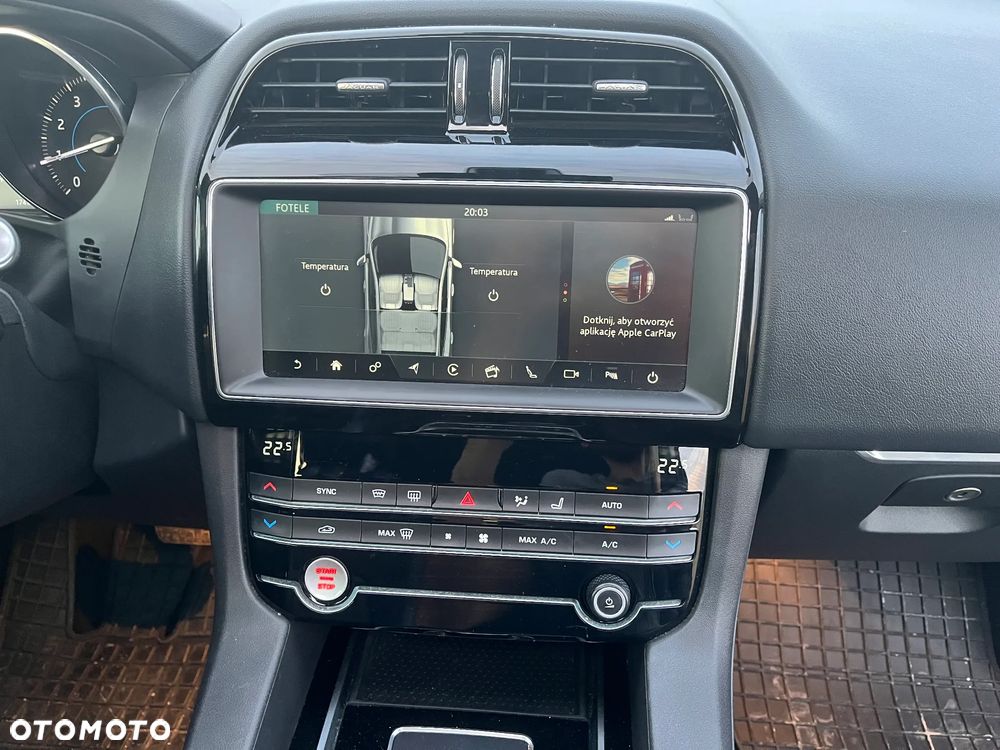 Jaguar F-Pace 2.0 i4P AWD Pure - 16