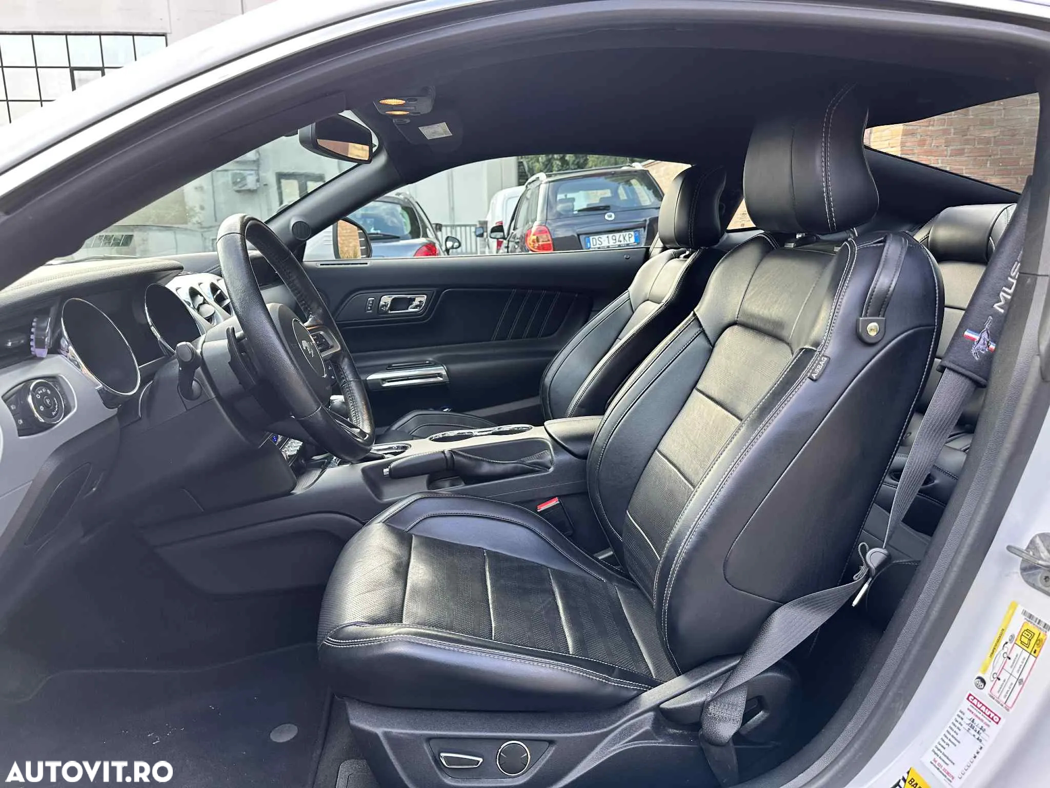 Ford Mustang 2.3 Eco Boost Aut. - 11