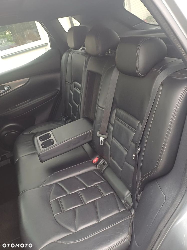 Nissan Qashqai 1.6 DIG-T Tekna+ - 17