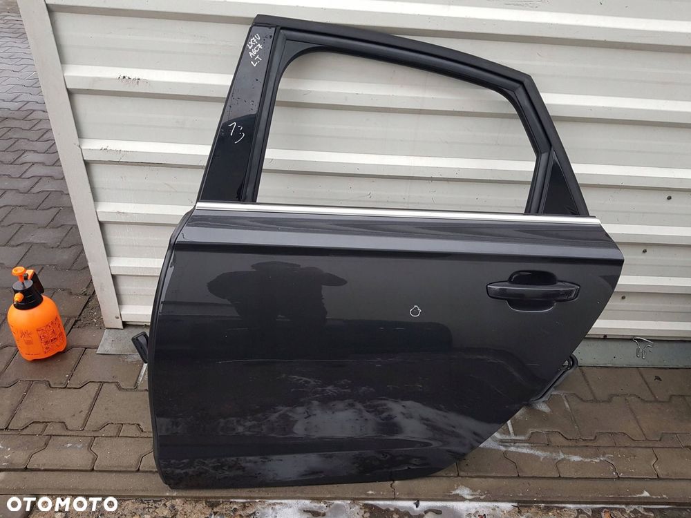 AUDI A6 C7 4G 10-18r SEDAN DRZWI LEWE TYŁ TYLNE LX7U